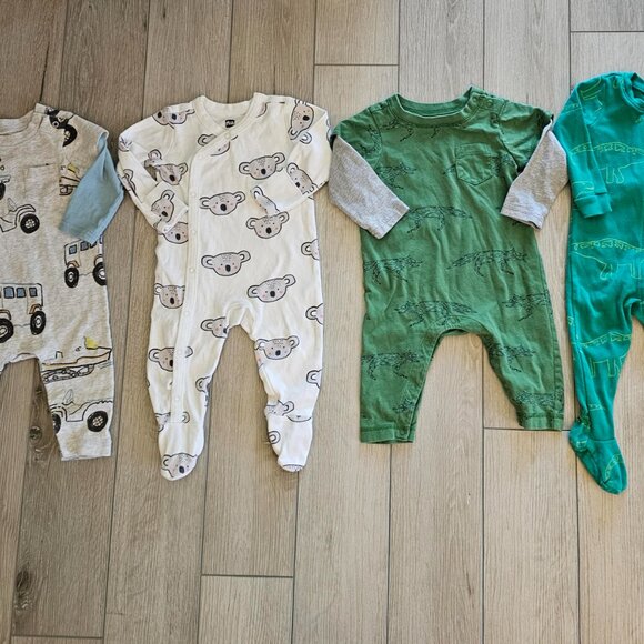 Tea Collection - Layered Sleeve Baby Romper - Sleepers - 3-6 month -  Set of 4 - Picture 8 of 9